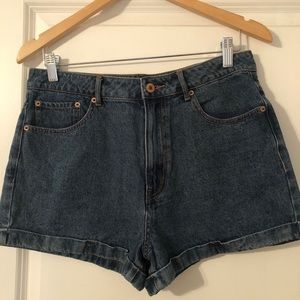 Forever 21 high waist jean short.